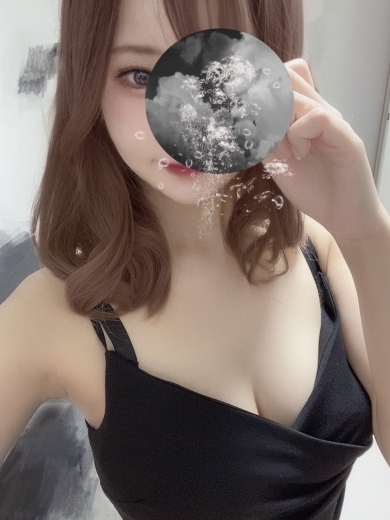 南　かれん