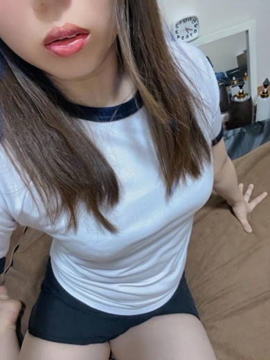 えみり　業界未経験